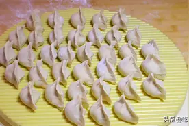 同样是饺子，“素三鲜”和“肉三鲜”有何不同？看后涨知识了图片