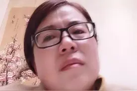 许妈不舍28年的养育情被否认，请你轻装上阵对簿公堂图片
