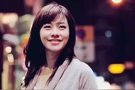 险言碎语（58）：中外明星们的“肢体”保险，一切皆可保图片