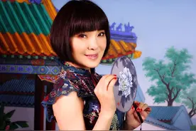 盘点海政歌舞团三大著名女歌唱家图片
