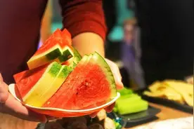 能占大便宜？海底捞3种奇葩“网红吃法”，你会好意思吃吗？图片
