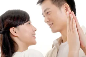 因为异地，和妻子闺蜜做临时夫妻，渐渐对她动了真情，怎么抉择？图片