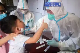 超暖心！莆田仙游4岁小朋友为核酸采样人员点赞！谢谢你的温柔图片