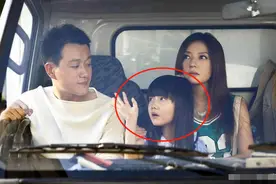 因颜值太高，赵薇“女儿”被全网禁止整容，多年过去后她让人欣慰图片