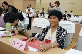 【身边最美的“她”⑩】肖广兰：把回汉感情系起来，让基层声音传出去图片