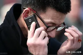 暖心故事：3岁女儿给死去的妈妈打电话，真是妈妈，爸爸不敢说话图片