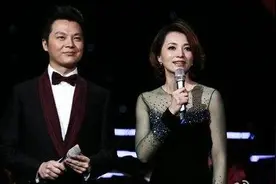 央视主持一哥任鲁豫：带8块钱一条的领带，却娶了身家十几亿千金图片
