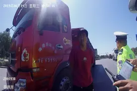 【一大队】令人惊讶，无证小伙竟开着半挂！路遇大武口交巡警图片
