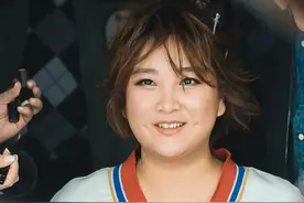 看了“后悔整容”的张檬，才明白贾玲如此走红的原因图片