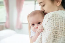 产检发现胎儿畸形，我不顾全家反对生下，生活从此变了天成了仇人图片