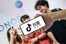 独家 | 抖音上线视频聊天，偷袭微信社交大本营？图片