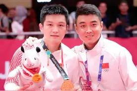 太可惜！王皓奥运会3次男单亚军，弟子樊振东今年也遗憾止步银牌图片