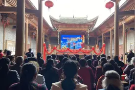 江西文艺家赴志愿军“万岁军”军长故里开展慰问活动图片