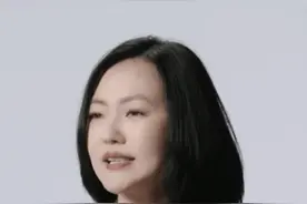 41岁主持人小S近况曝光，身材疑似发福，14岁女儿被赞高级脸图片