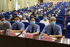 西乡塘区人民检察院开展防范非法集资法制宣传进校园活动图片