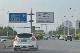 解放南路沿线地铁站施工已启动 绕行减少延误7条路线任您选图片