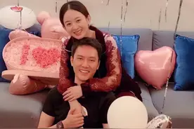 赵丽颖曾深陷爱情，听不进父母的告诫，却沉迷于冯绍峰的情话图片