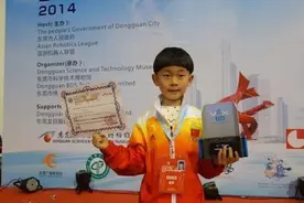 5岁开飞机11岁大学毕业，当年那个被诊断脑瘫的孩子，现状如何？图片
