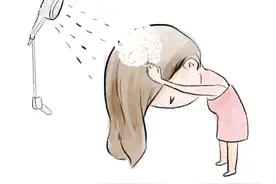 有头屑不仅拉低颜值，还是种病！赶走头屑，选对洗发水很关键！图片