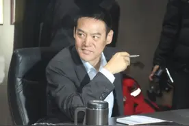 原来他是巍子的儿子，难怪长得帅演技还好，果然是虎父无犬子图片