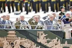 尊重和善待我们的英雄图片
