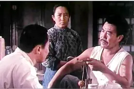 你记得钱广，可还记得弯弯绕？他还在新版《平原游击队》演吴有贵图片