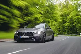 2020款 奔驰-AMG CLA 45 S图片