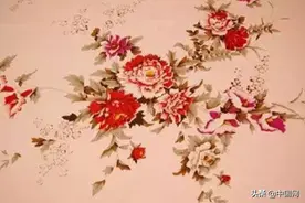 “国民床单”上热搜！设计师热恋时画的图案，出现在各地新人家中图片