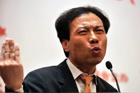 辅佐三大首富，打工净赚十亿，“打工皇帝”唐骏图片