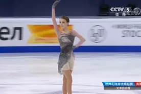 2012年花滑世锦赛：俄罗斯包揽女单金银铜图片