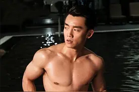 男士福利：想要男友力爆棚背部+胸部必须这样练起来图片