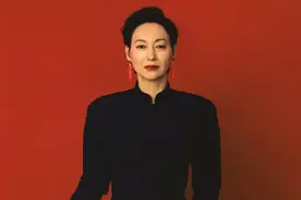 60岁惠英红未P泳装照曝光，颜值塌了？网友：请让我也老成这样！图片