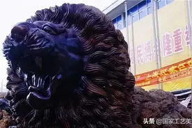 “点石成金，朽木化银”！匠人造出15米巨型“东方雄狮”，富商开价300万图片