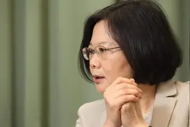 蔡英文有意打造台湾为中英文通用“双语地区”图片