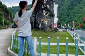 安徽黄山毛峰图片