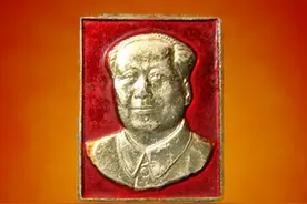 文革时期家家都有，毛主席像章绝版收藏，现在多少钱一枚？图片