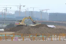 南京：横江大道施工大半年，征地报批还在走程序？图片