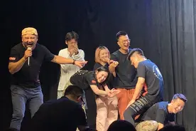 郑州超有趣的戏剧表演，观众现场出题，演员直接表演，笑出腹肌图片