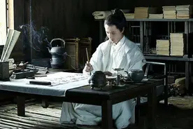 流落海外381年的家族，如今到中国认祖归宗，百年族谱证明中国人图片