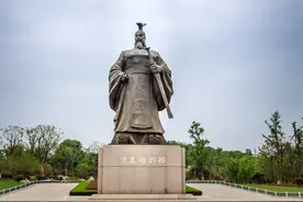 中国第一个草莽出身的皇帝“汉高祖刘邦”，传奇的一生令人膜拜图片