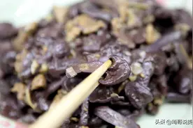 它含铁量是猪肝10倍，营养不亚于灵芝，风味极佳，糖高吃有好处图片