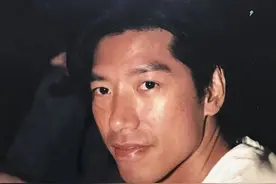 55岁的乌鸦哥张耀扬正式复出，将参演杜琪峰新电影《黑社会3》图片