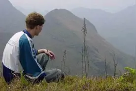 大山留不住人，德国男子在大山深处支教10年，最后却遗憾离开图片
