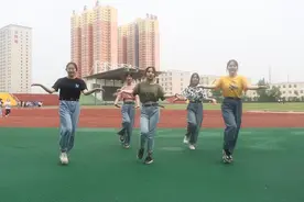 舞医专丨跟着美小护动起来！图片