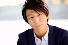 45岁陈羽凡近照罕曝光，身形消瘦脸色憔悴，退圈3年宛如路人图片
