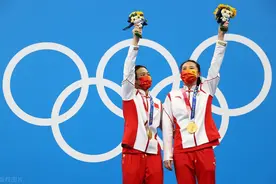 施廷懋双脚缠满绷带坚强夺金！得知奥运延期曾崩溃 王涵苦等12年图片