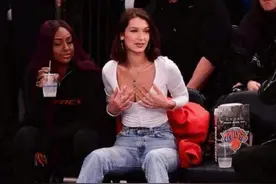 NBA极品女球迷：曾想给科比生孩子图片