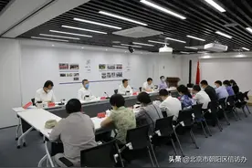 王灏在朝阳区庆祝建党100周年座谈会上强调：坚守初心、践行使命，奋力谱写朝阳发展新篇章图片