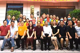 「城市广场」中国少林书画研究会福清青少年培训中心一周年庆典在渔溪举行图片