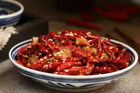 川香辣子鸡最经典的做法，香辣酥脆超过瘾，让你欲罢不能图片